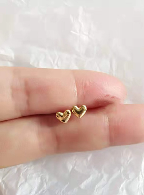 Mini Heart Earrings