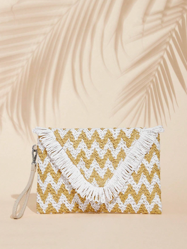 White Zigzag Straw Clutch Bag